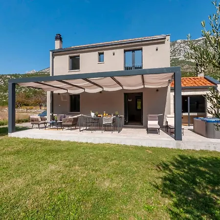 House Madonna Di Smovo
