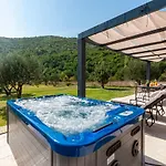 House Madonna Di Smovo Tatil Evi Gata
