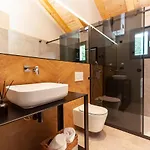 House Madonna Di Smovo *